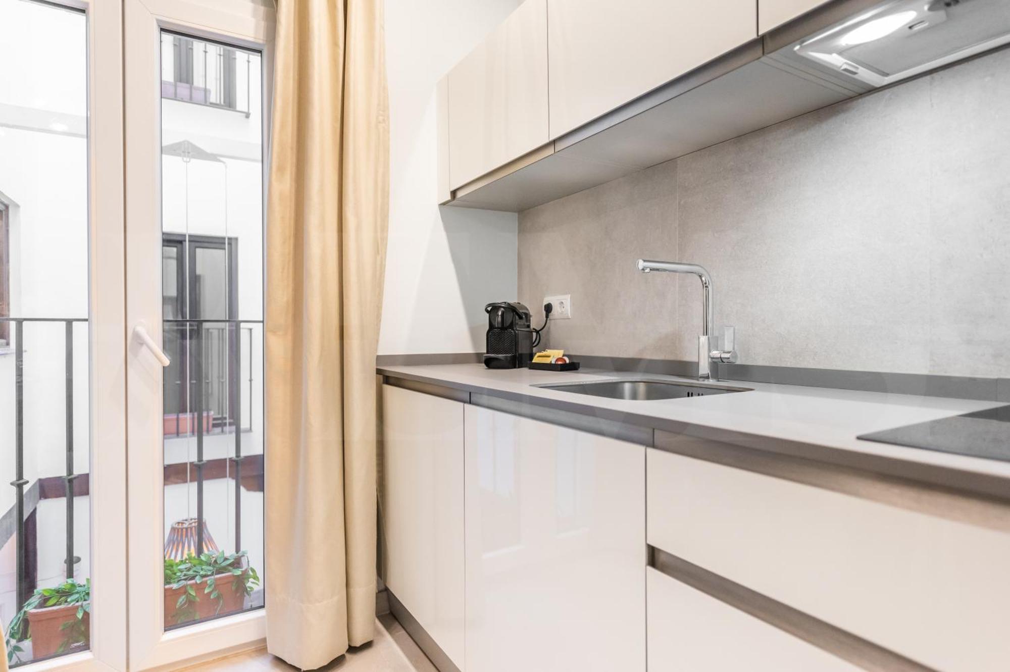 Intimate Studio In The Heart Of Malaga By Rems Bagian luar foto